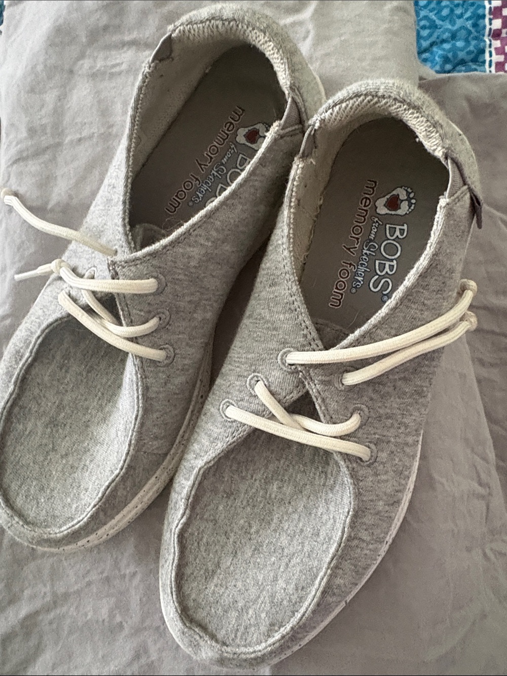 BOBS from Skechers Light Gray Knit Lace-up Casual Shoes